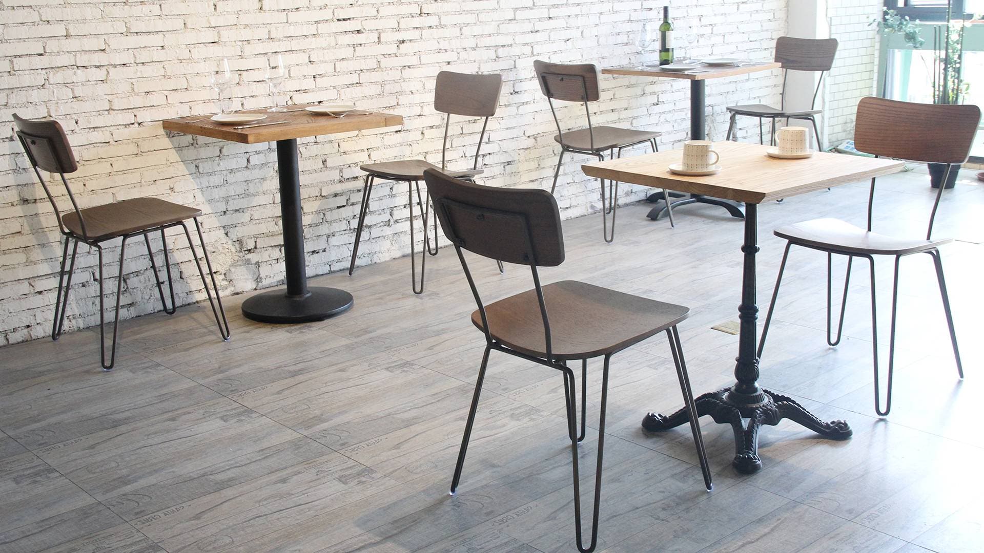 مطعم Coffee Hairpin Legs Wooden Seating Chair 708-H45-STW