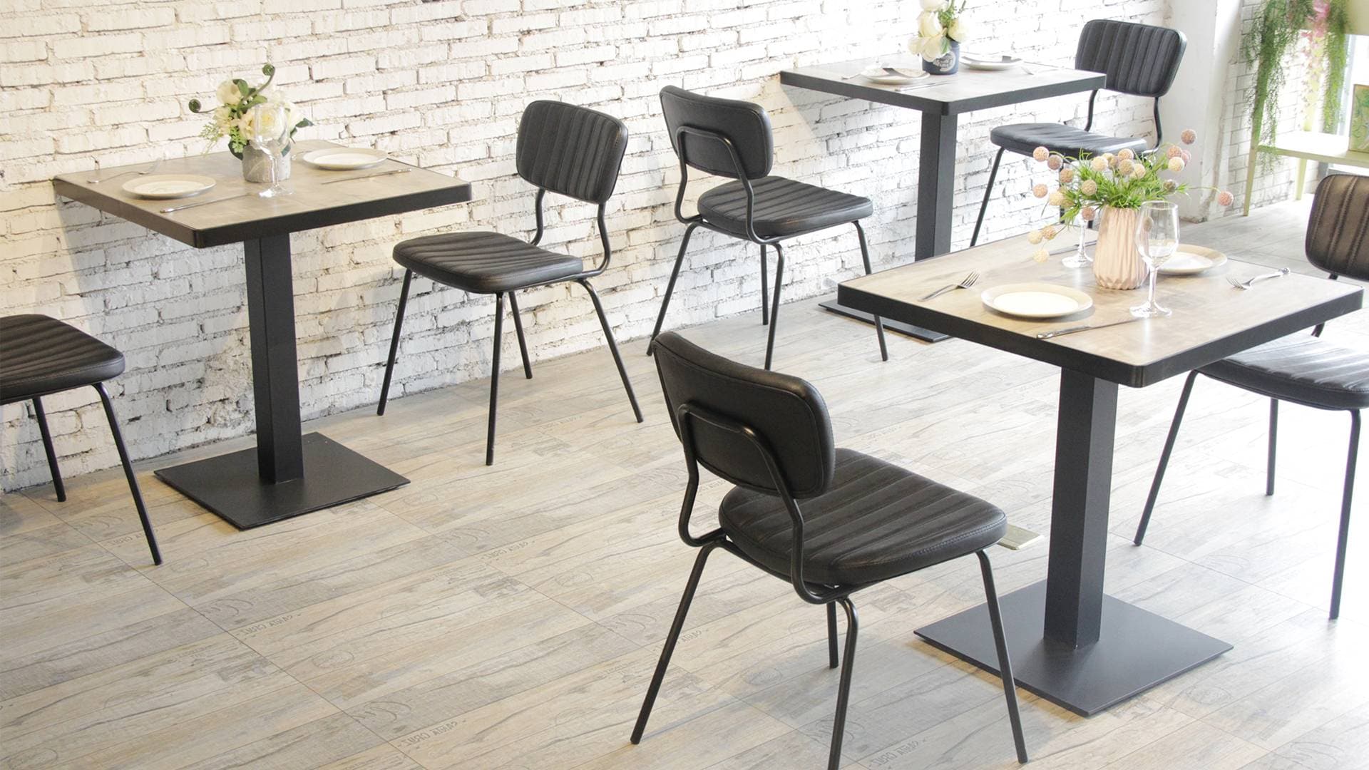 Chaise de salle à manger rembourrée en cuir de chaise de meubles commerciaux de conception moderne 631 (M)-H45-STPU