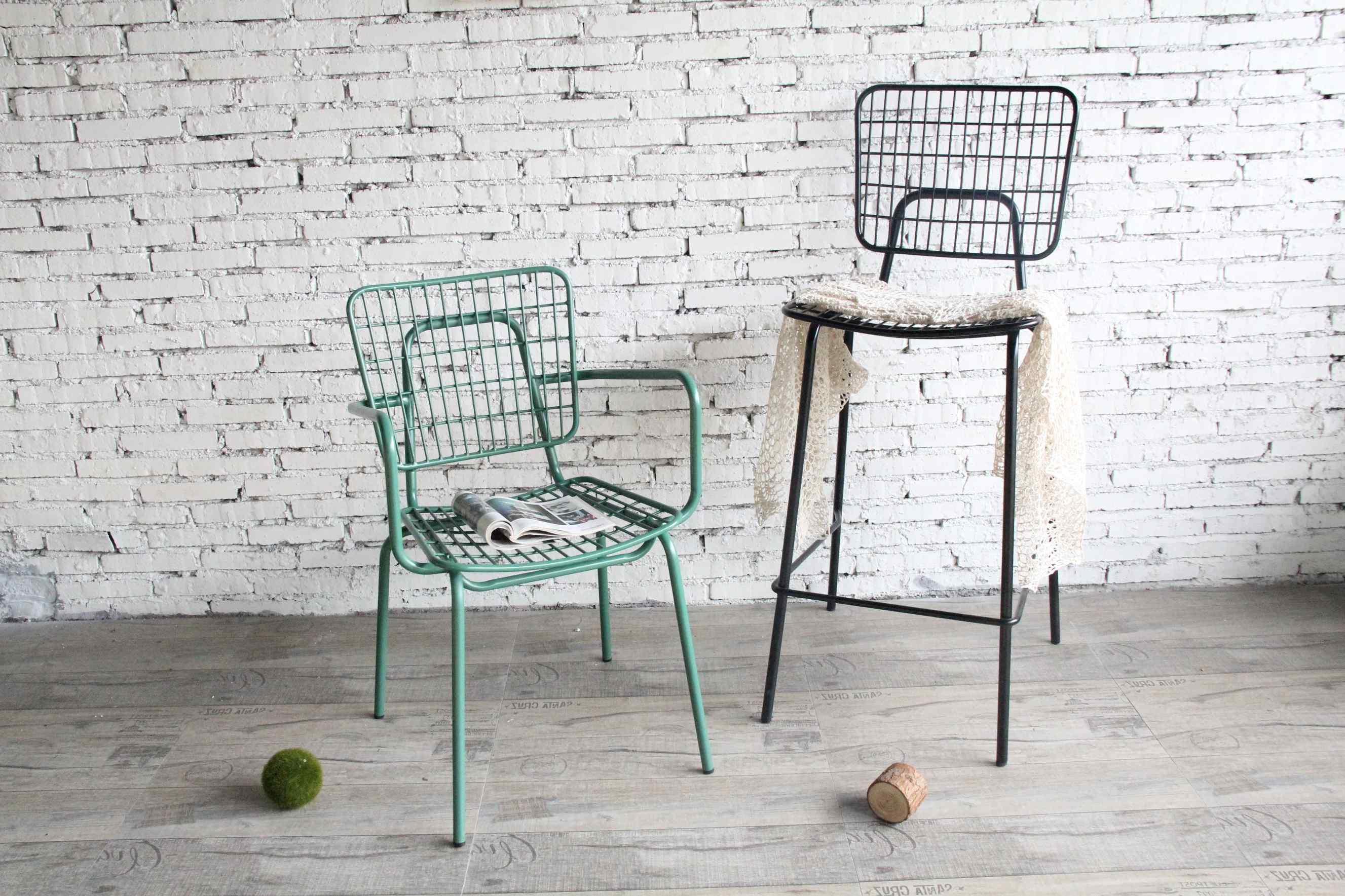 metal wire chair