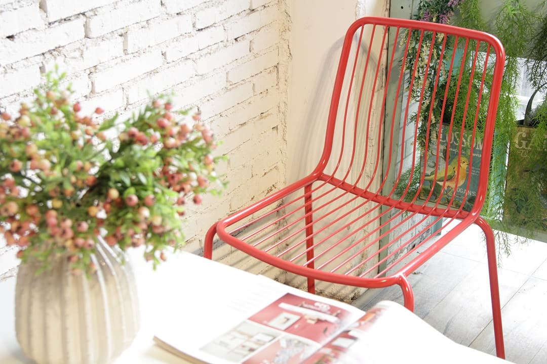 CDG Steel Wire Chair 3