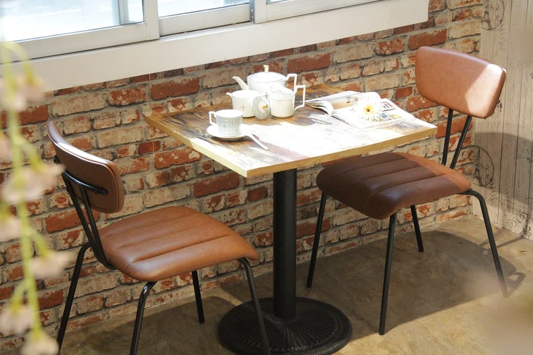 Multifunctional Restaurant Chair.JPG