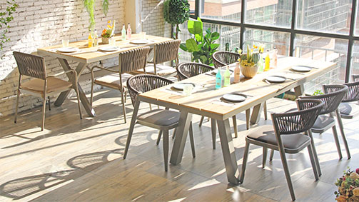 Wie sollten Restaurantunternehmen Restaurantmöbel kaufen?
